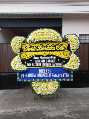 Papan Bunga Duka di Menthobi Raya